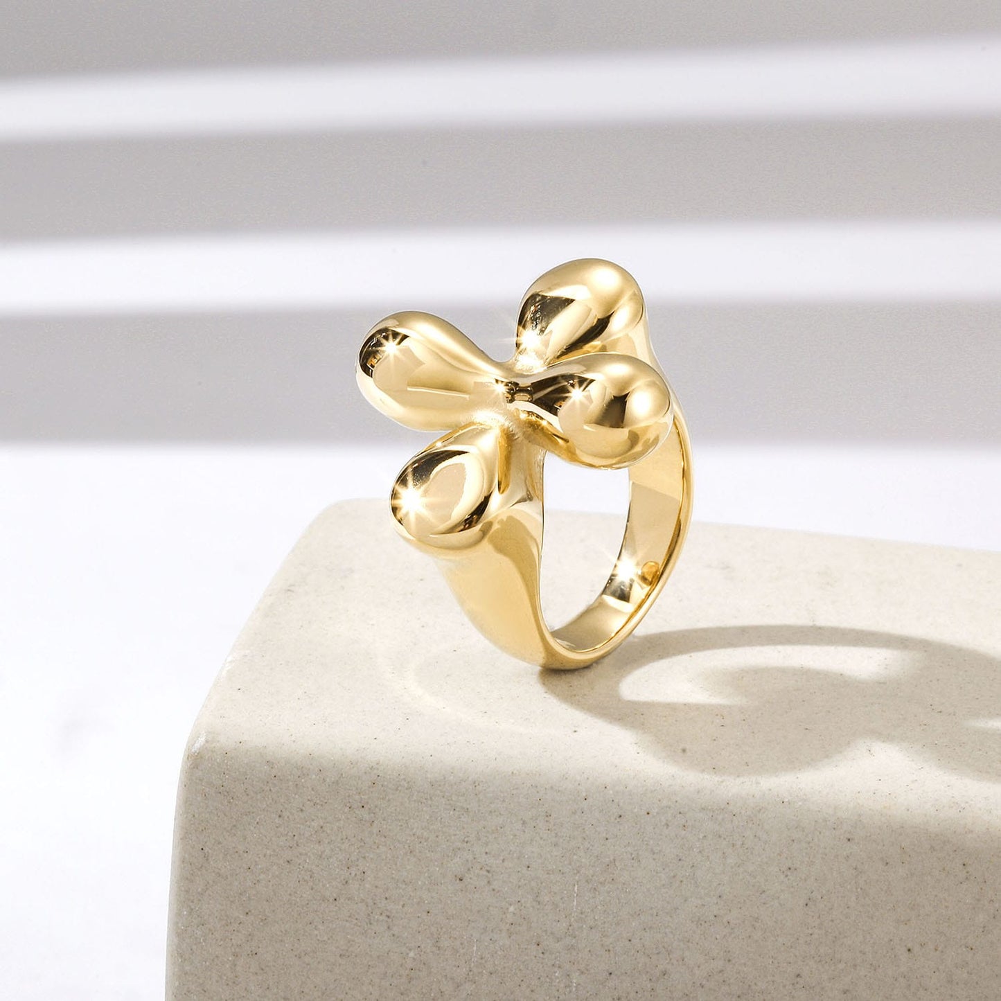 Bloom Ring