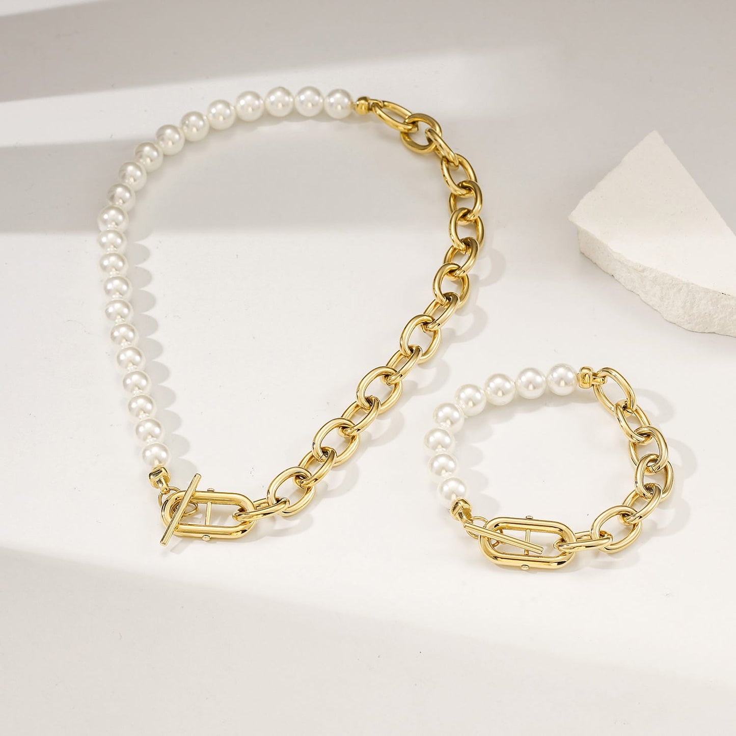 Modern Elegance Necklace