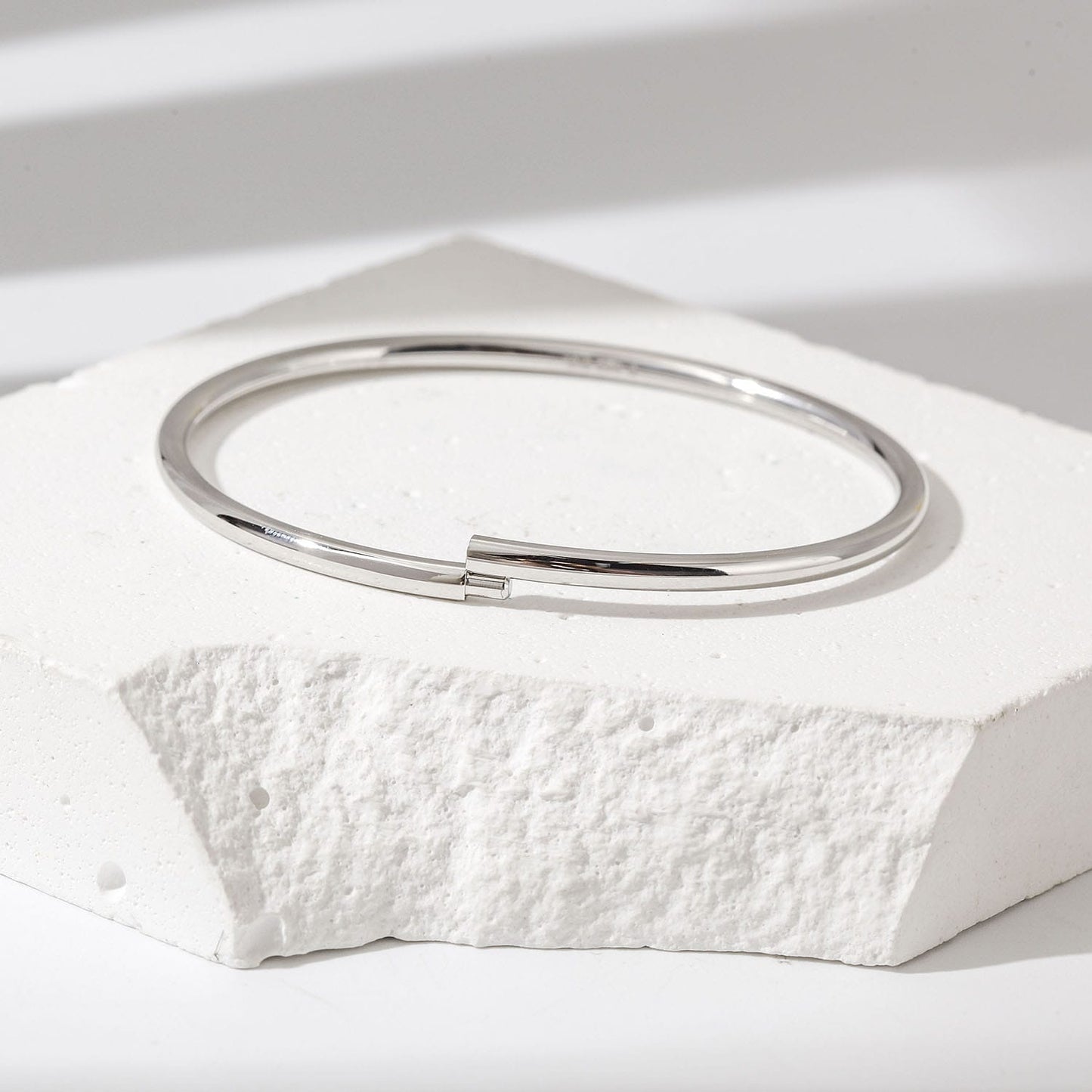 Thin Bangle