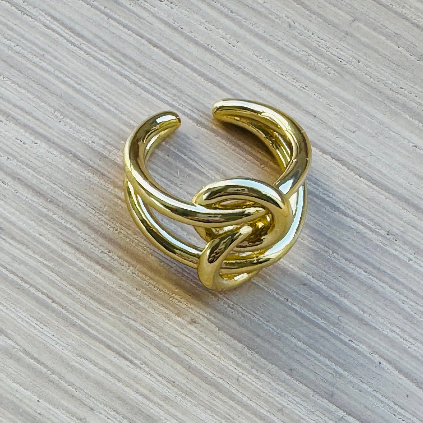 Double Knot Ring