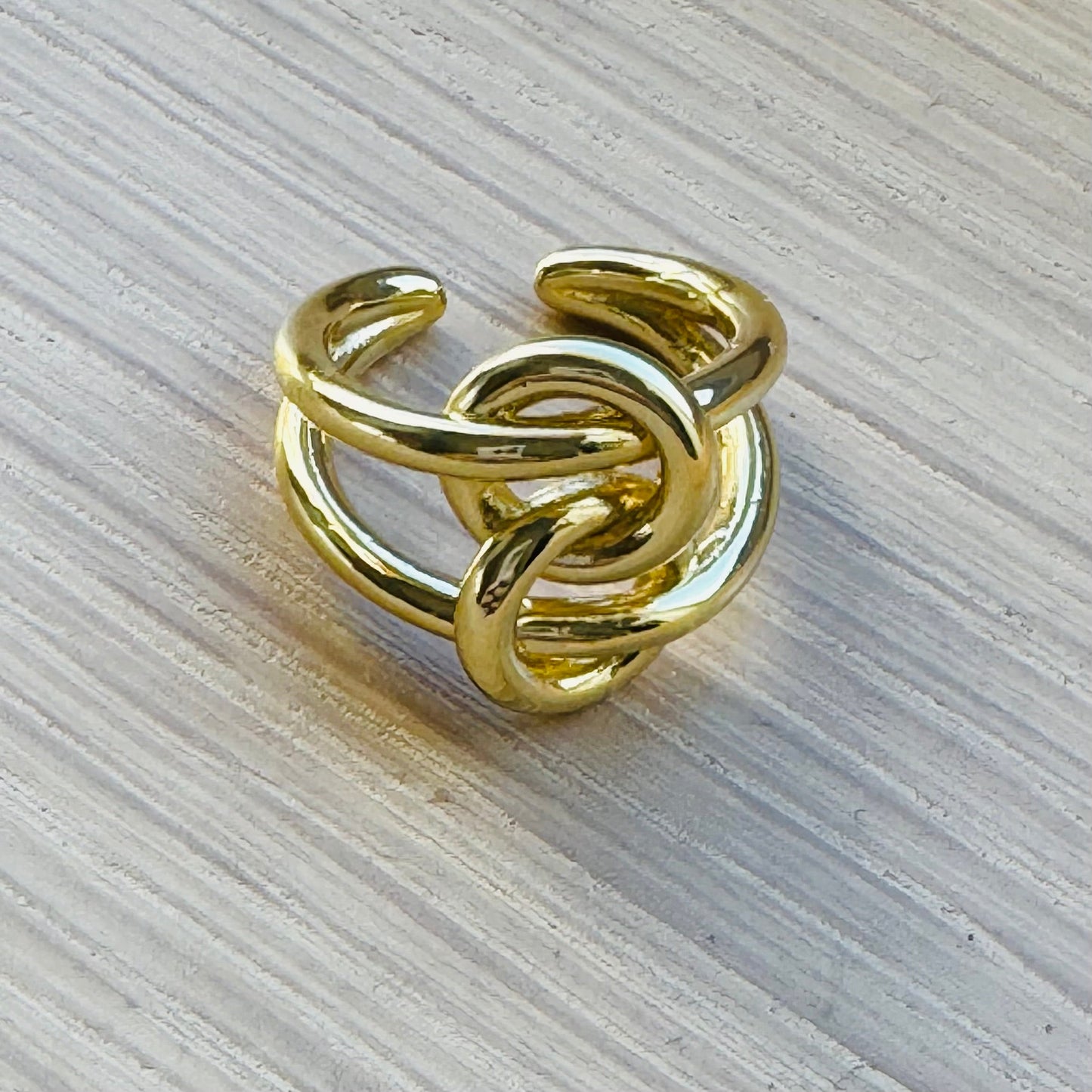 Double Knot Ring