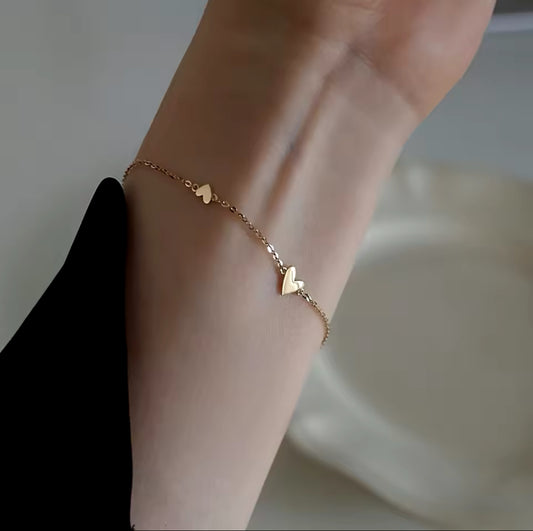 Tiny Heart Bracelet