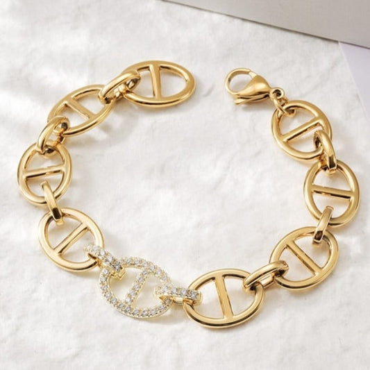 Gold Anchor Chain Bracelet