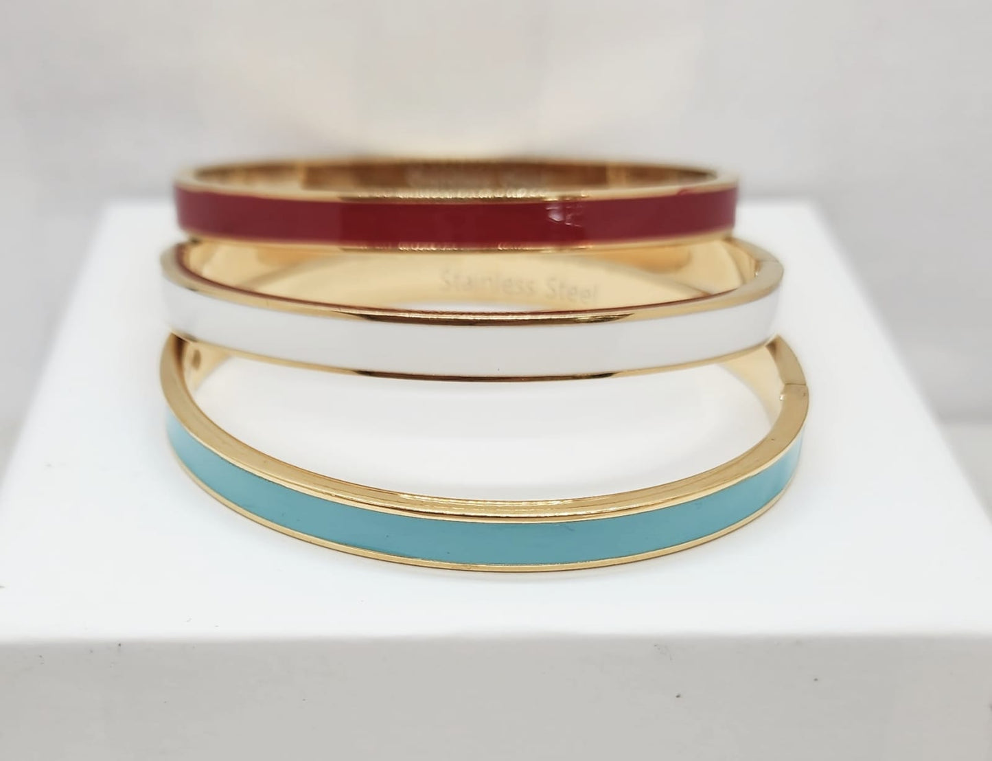 Color Bangle